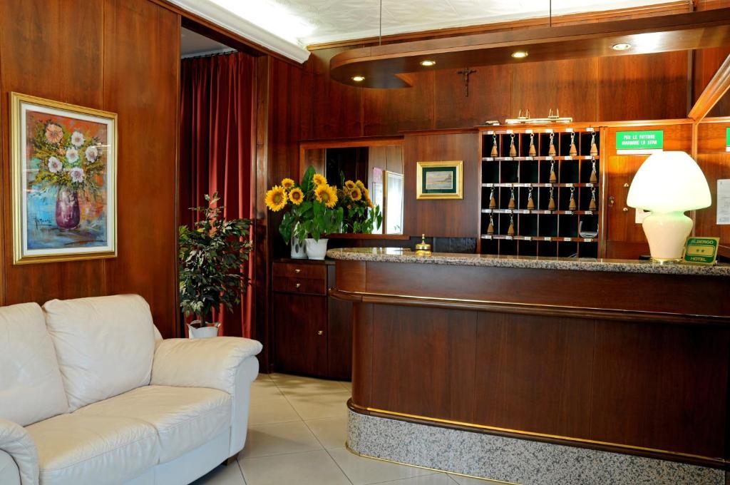 Rosy Hotel Arluno