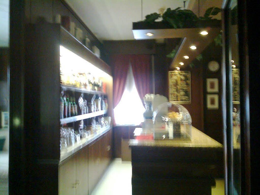Rosy Hotel